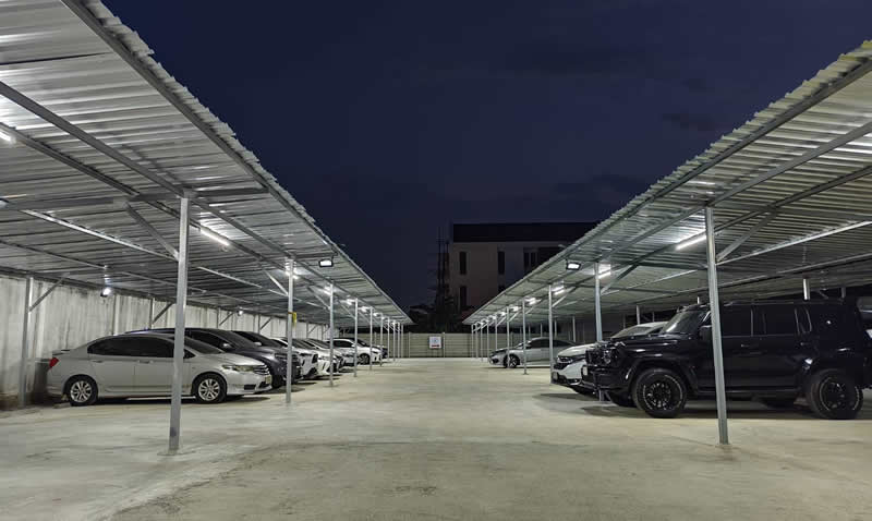 ที่จอดรถแมมมอส